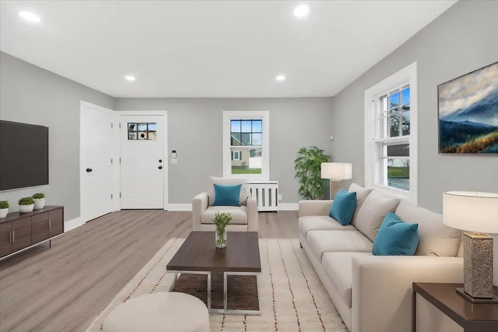 62 Ogden Road West Islip NY 11795