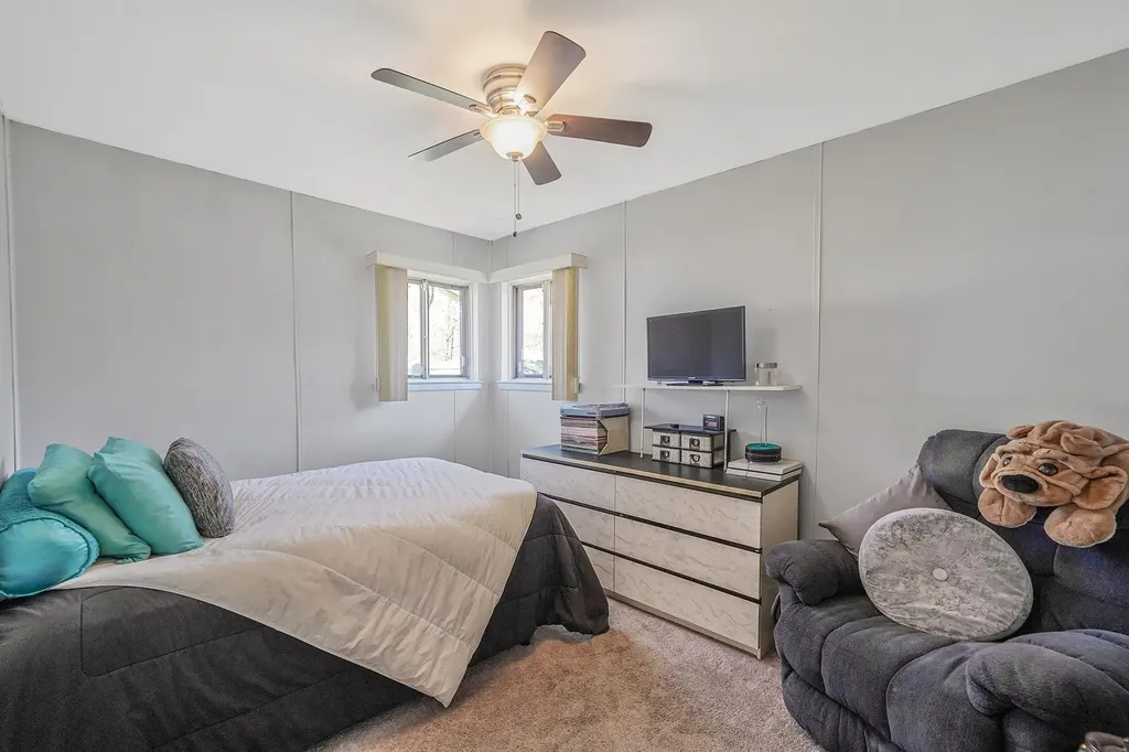 89 Alder Drive Mastic Beach NY 11951