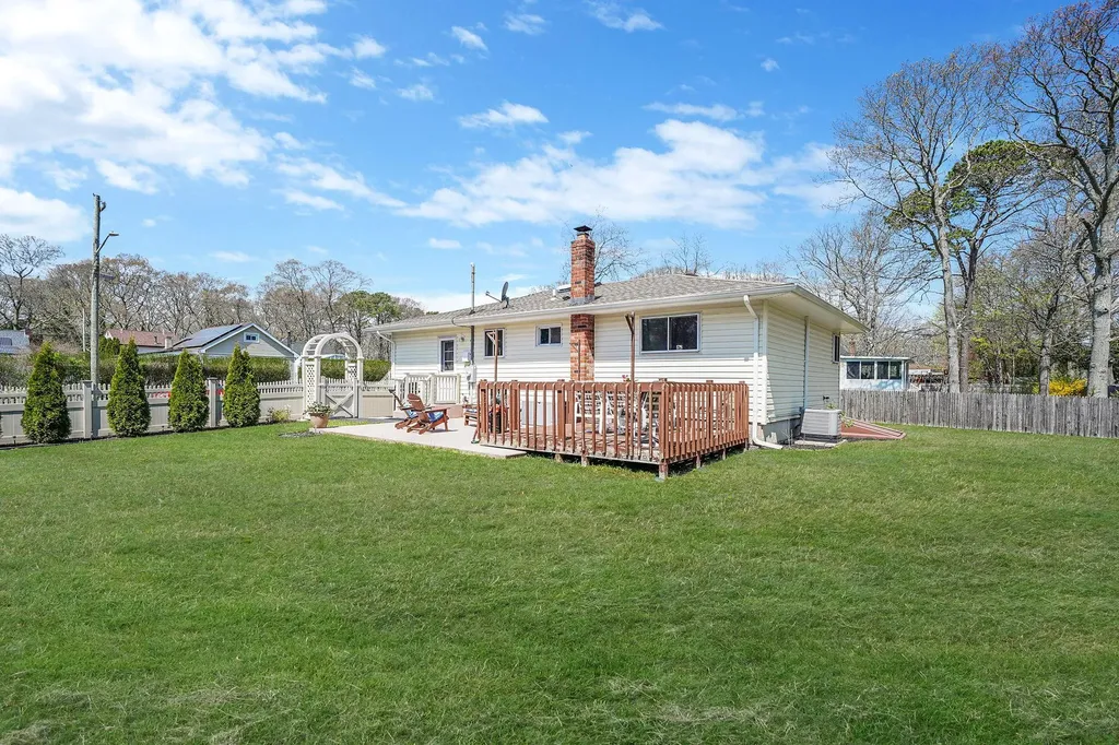89 Alder Drive Mastic Beach NY 11951