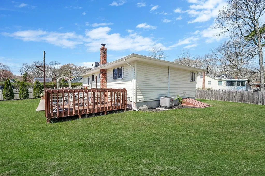 89 Alder Drive Mastic Beach NY 11951