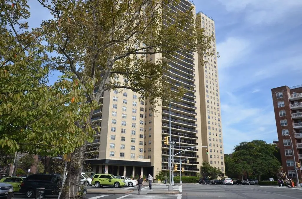 110-11 Queens Boulevard Forest Hills NY 11375