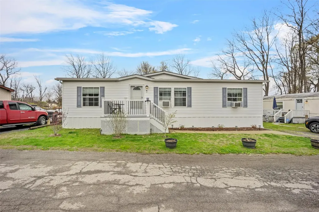 15 Locust Lane Poughquag NY 12570