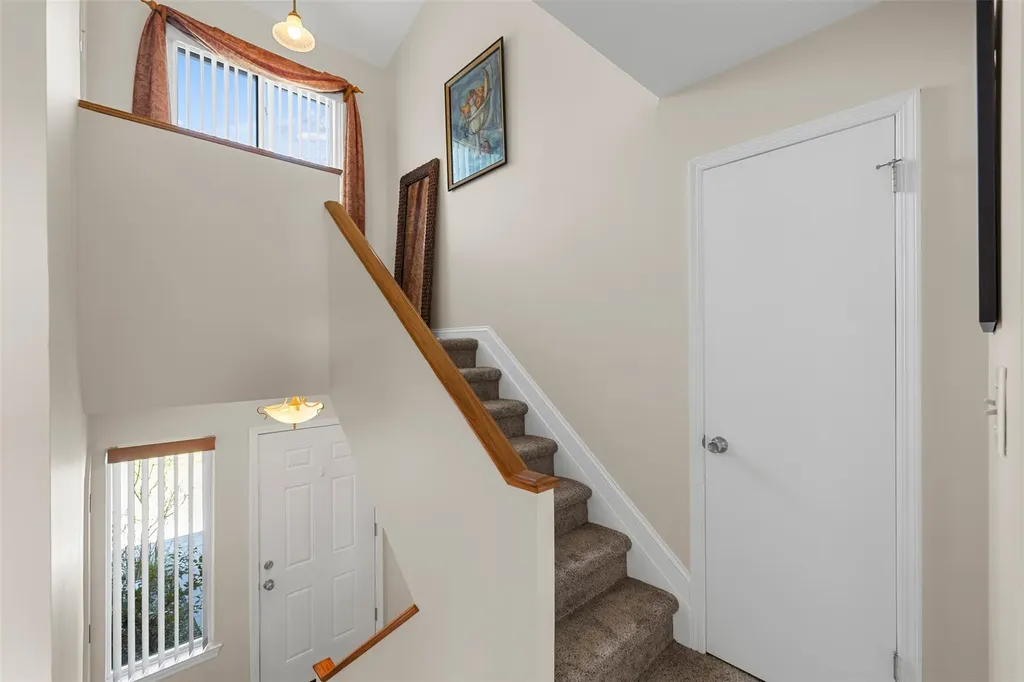 100 Marian Court Warwick NY 10990