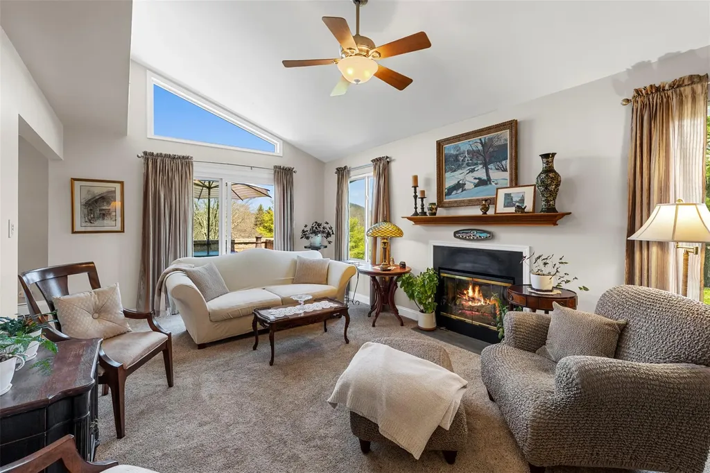 100 Marian Court Warwick NY 10990