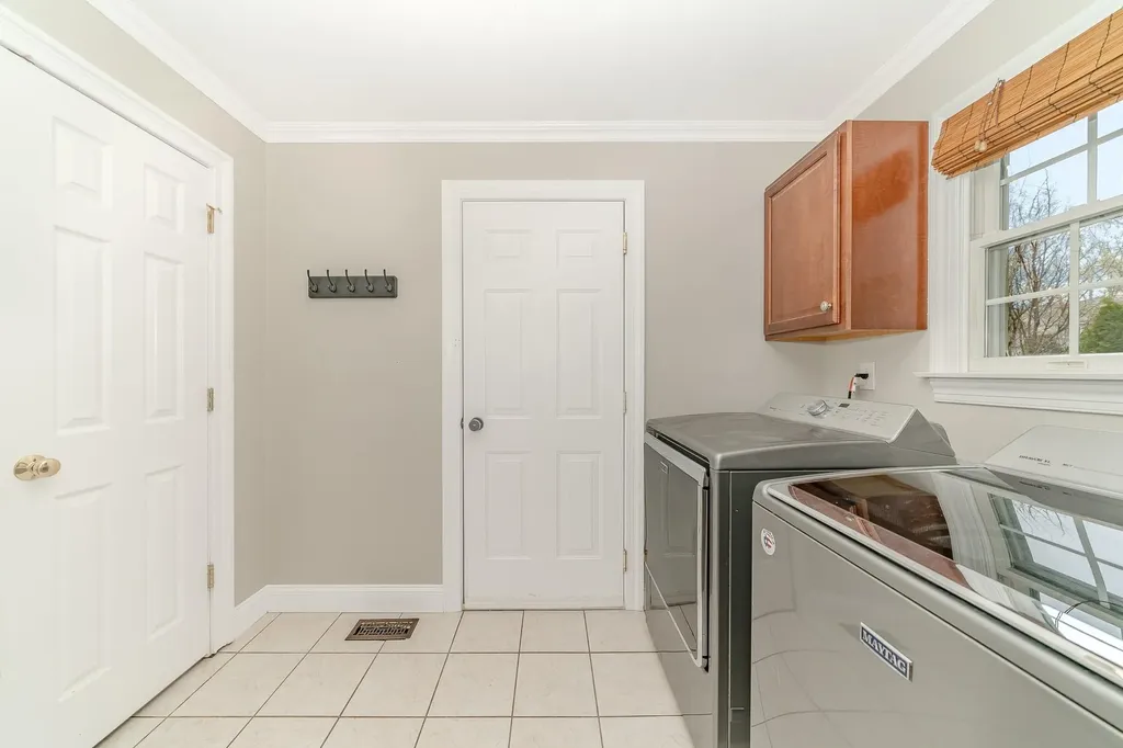 14 Franciscan Lane Smithtown NY 11787