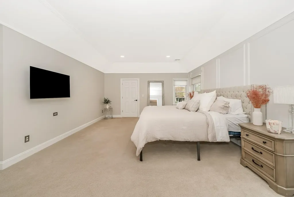 14 Franciscan Lane Smithtown NY 11787