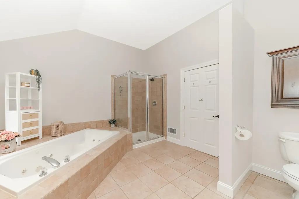 14 Franciscan Lane Smithtown NY 11787