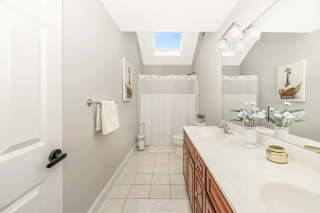 14 Franciscan Lane Smithtown NY 11787
