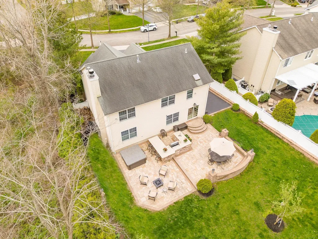 14 Franciscan Lane Smithtown NY 11787