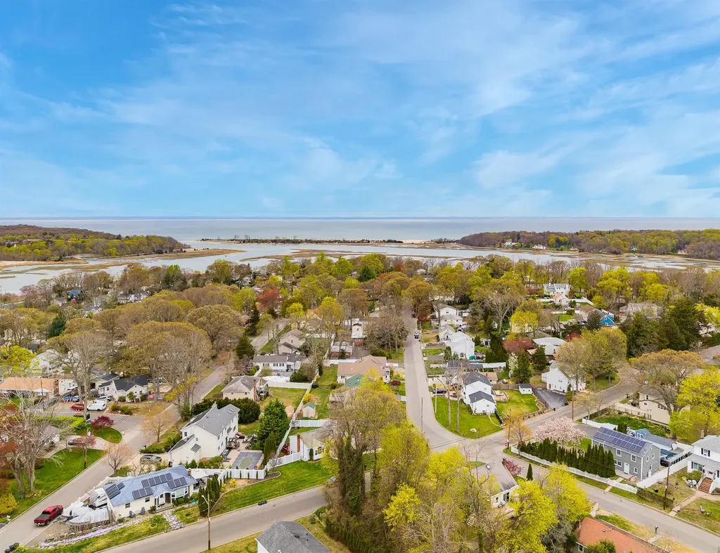 14 Franciscan Lane Smithtown NY 11787