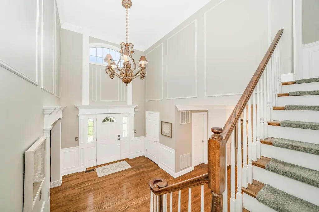 14 Franciscan Lane Smithtown NY 11787