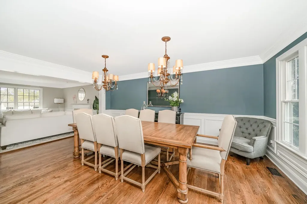 14 Franciscan Lane Smithtown NY 11787