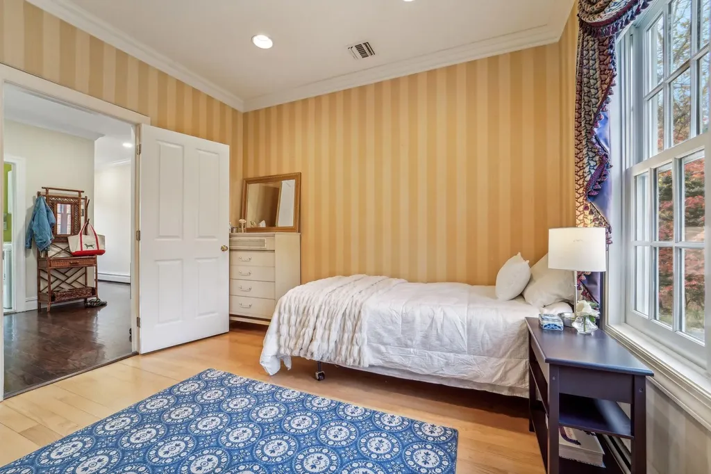 5 Camberra Drive Suffern NY 10901