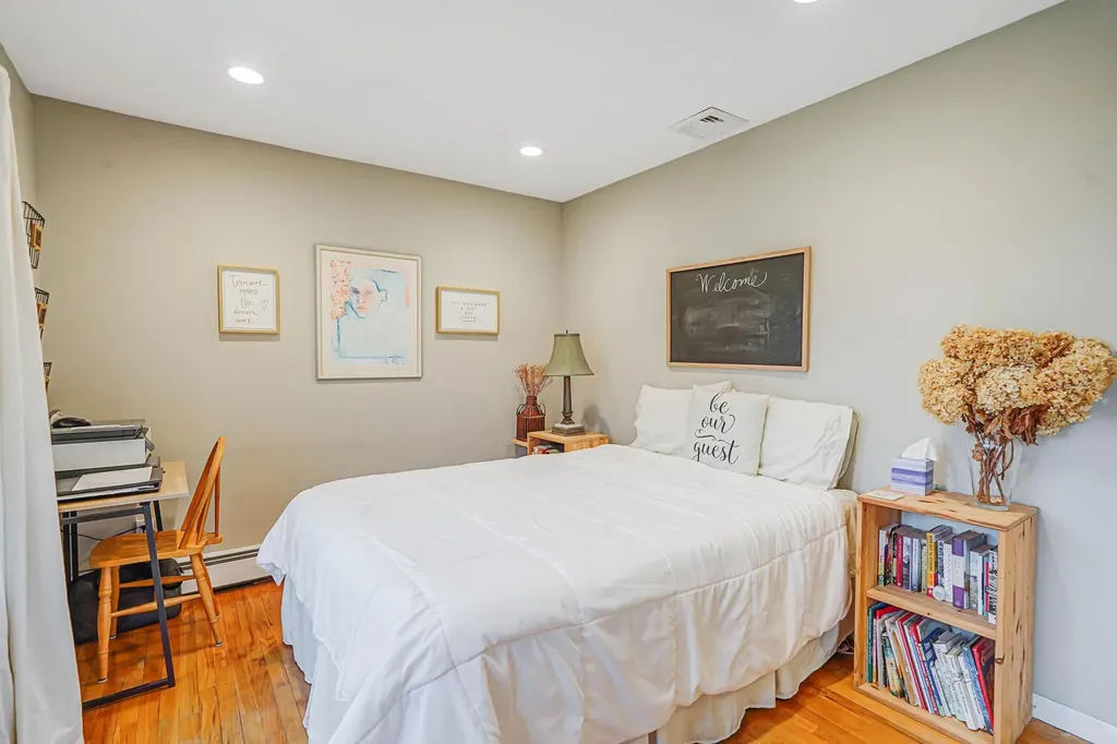 3 Standish Place Smithtown NY 11787