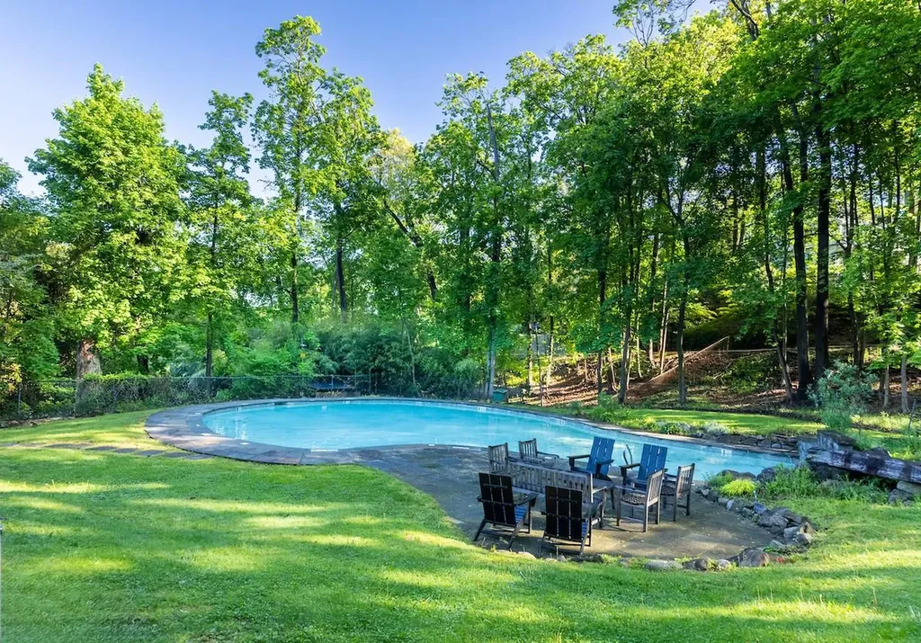 80 Colonial Avenue Dobbs Ferry NY 10522