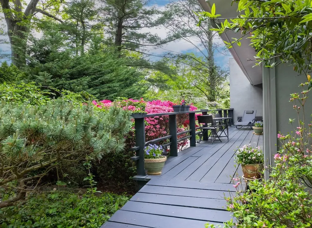 80 Colonial Avenue Dobbs Ferry NY 10522