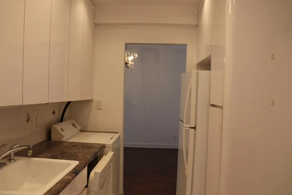 69-40 Yellowstone Boulevard Forest Hills NY 11375