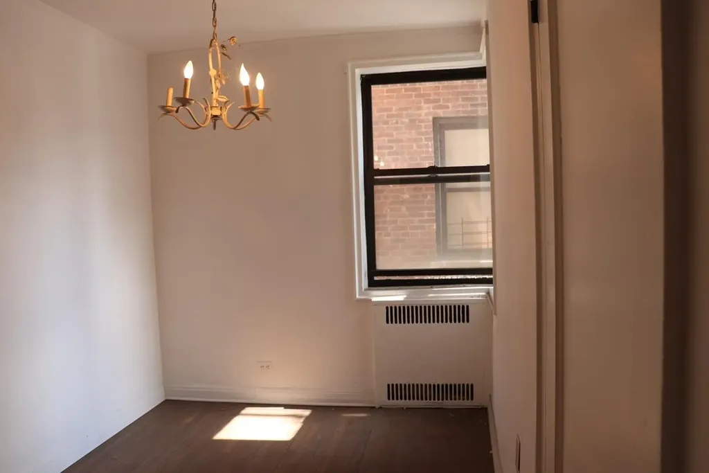 69-40 Yellowstone Boulevard Forest Hills NY 11375