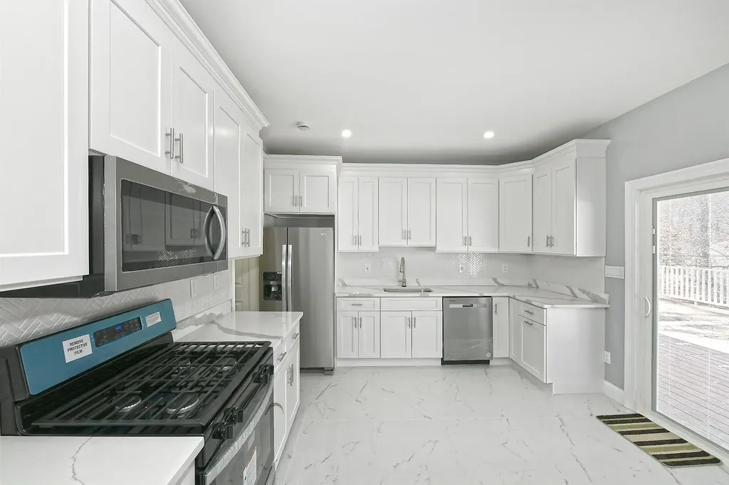 26 Timber Ridge Drive Coram NY 11727