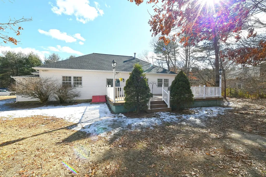 26 Timber Ridge Drive Coram NY 11727