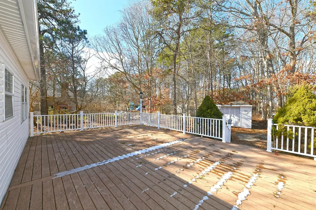 26 Timber Ridge Drive Coram NY 11727