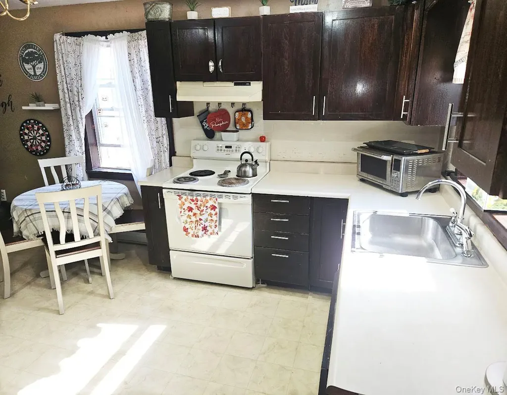 274 Fingar Road Hudson NY 12534