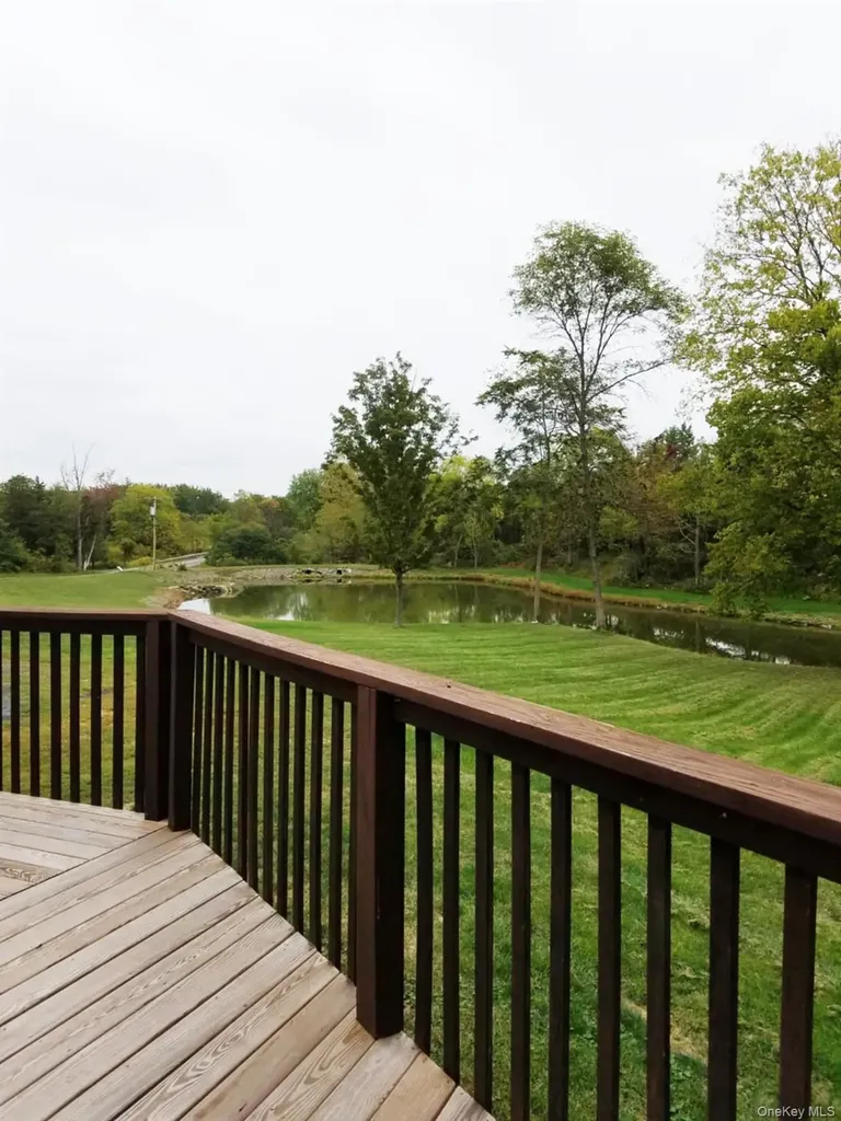 274 Fingar Road Hudson NY 12534