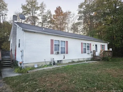 274 Fingar Road Hudson NY 12534