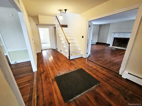 274 Fingar Road Hudson NY 12534