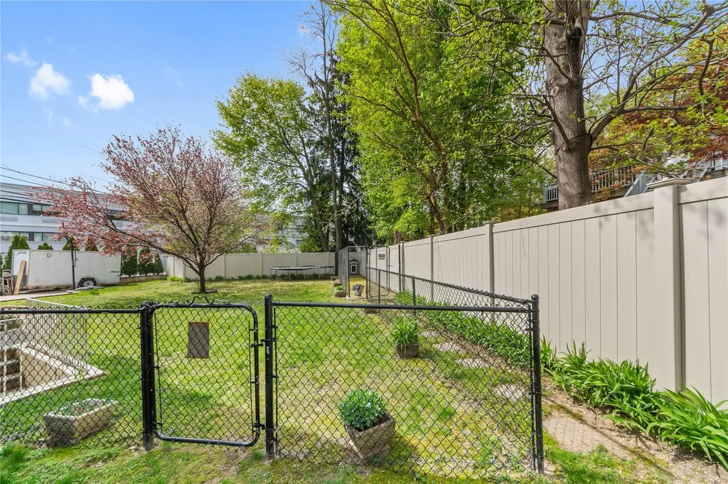 59 Sprain Road Yonkers NY 10710
