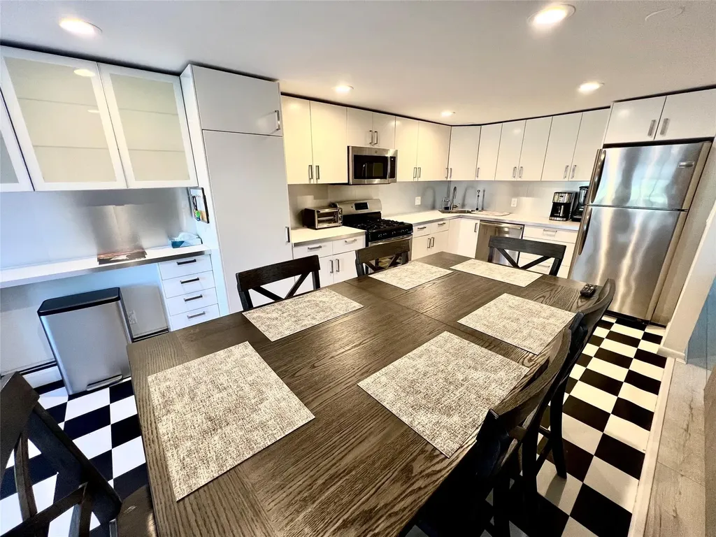 2 Biarritz Street Lido Beach NY 11561