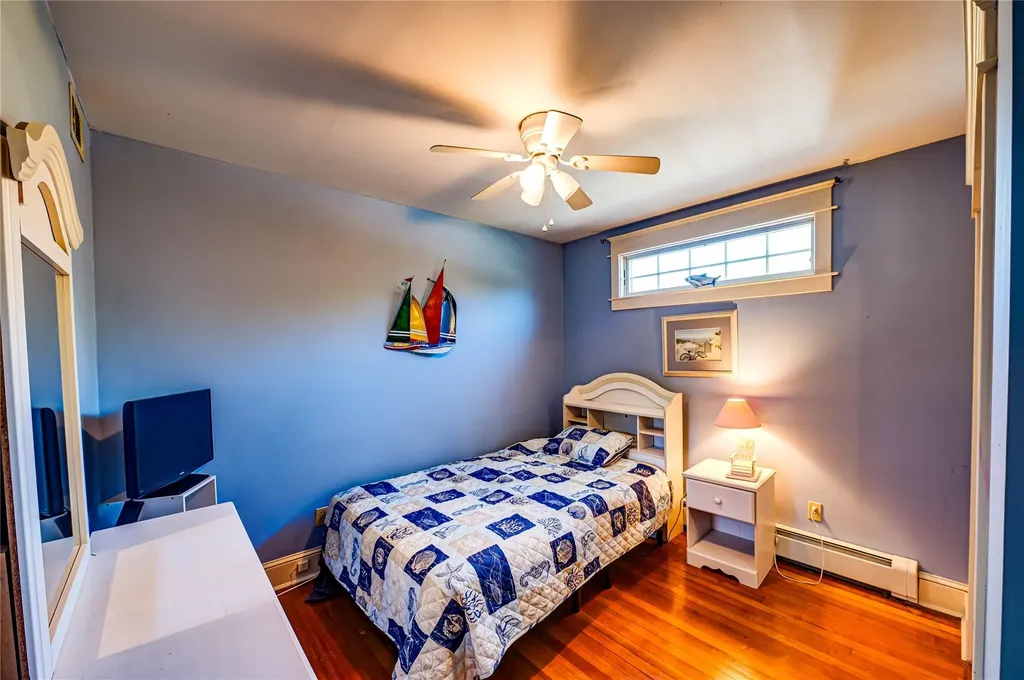 527 Lombardy Boulevard Brightwaters NY 11718