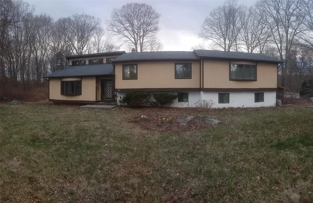 92 Ritter Road East Fishkill NY 12582