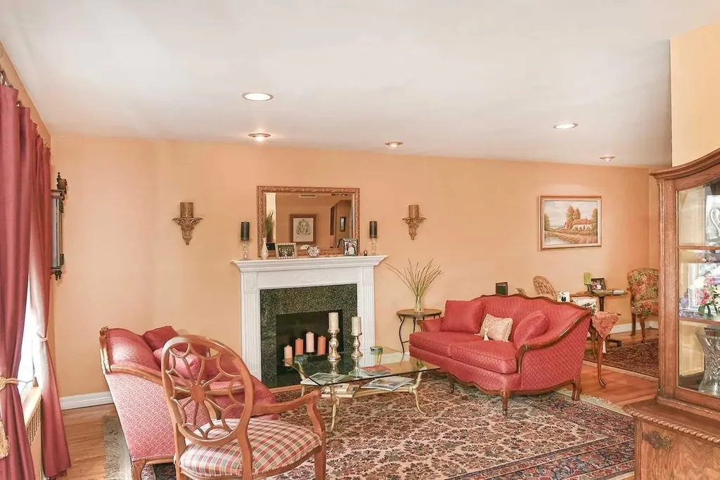 58 Croydon Drive Bellmore NY 11710