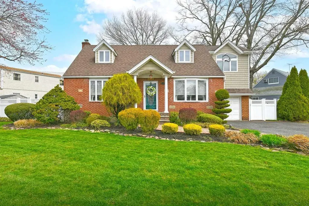 58 Croydon Drive Bellmore NY 11710