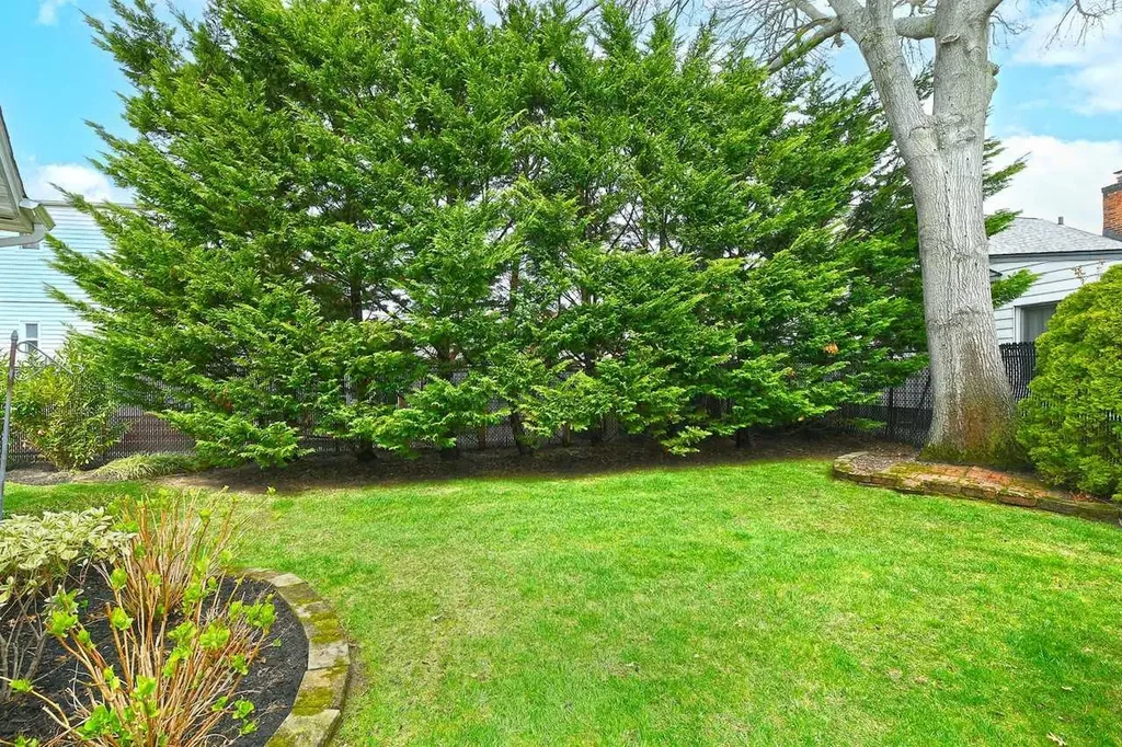 58 Croydon Drive Bellmore NY 11710