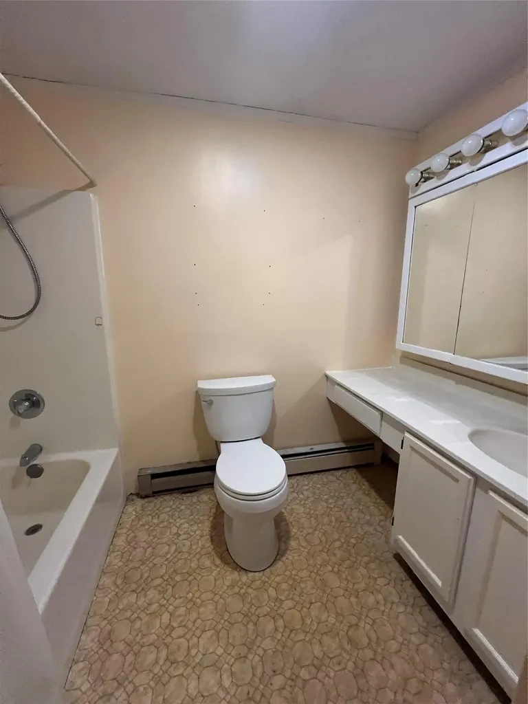 11 Keats Road Middletown NY 10941