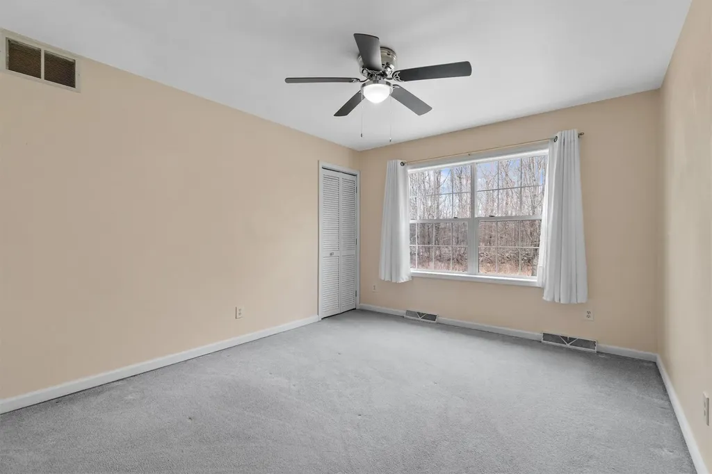 371 Fosler Road Wallkill NY 12589