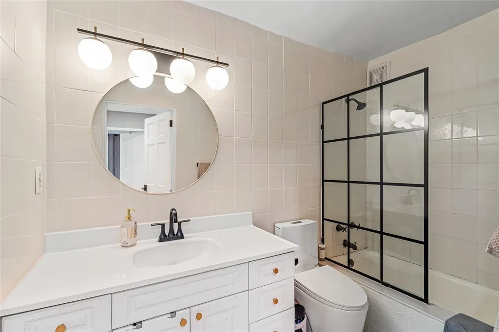 162-40 9th Avenue Beechhurst NY 11357
