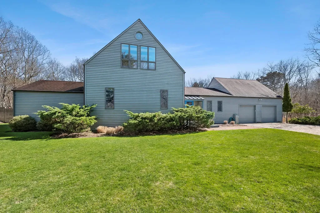 211 Red Dirt Road East Hampton NY 11937