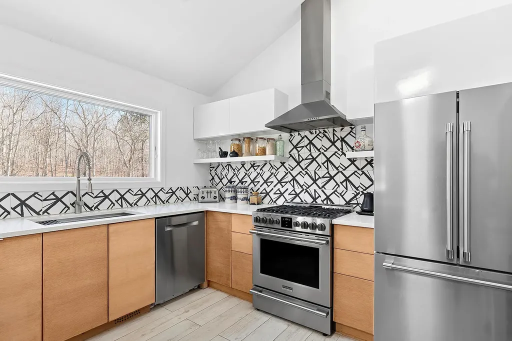211 Red Dirt Road East Hampton NY 11937