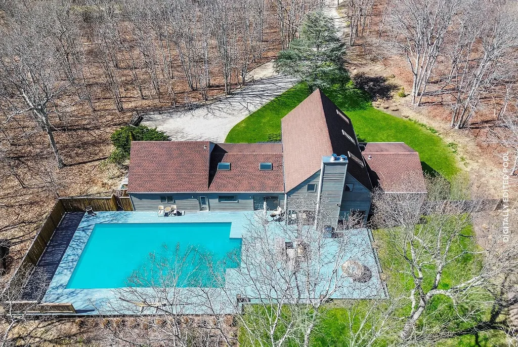 211 Red Dirt Road East Hampton NY 11937