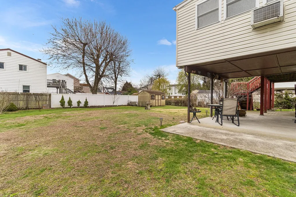 116 Independence Avenue Babylon NY 11702