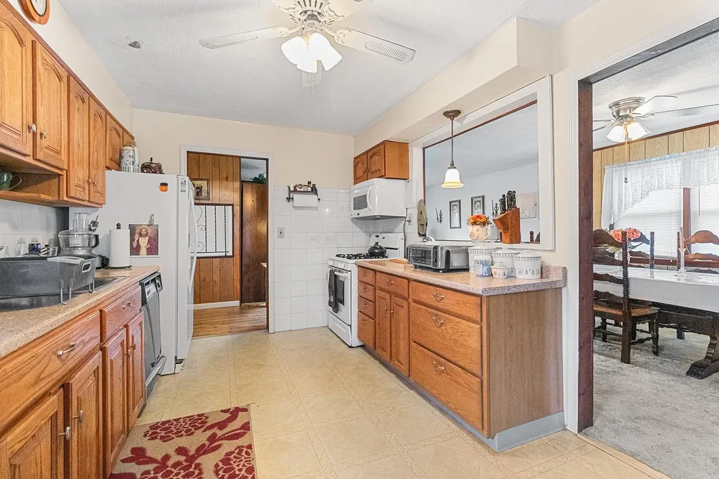 116 Independence Avenue Babylon NY 11702