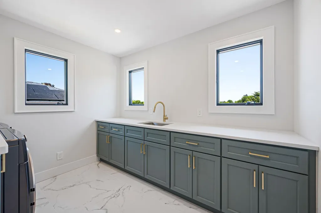 51 Maytime Drive Jericho NY 11753