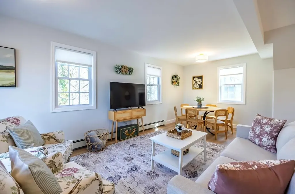 94 Dawn Road Rocky Point NY 11778
