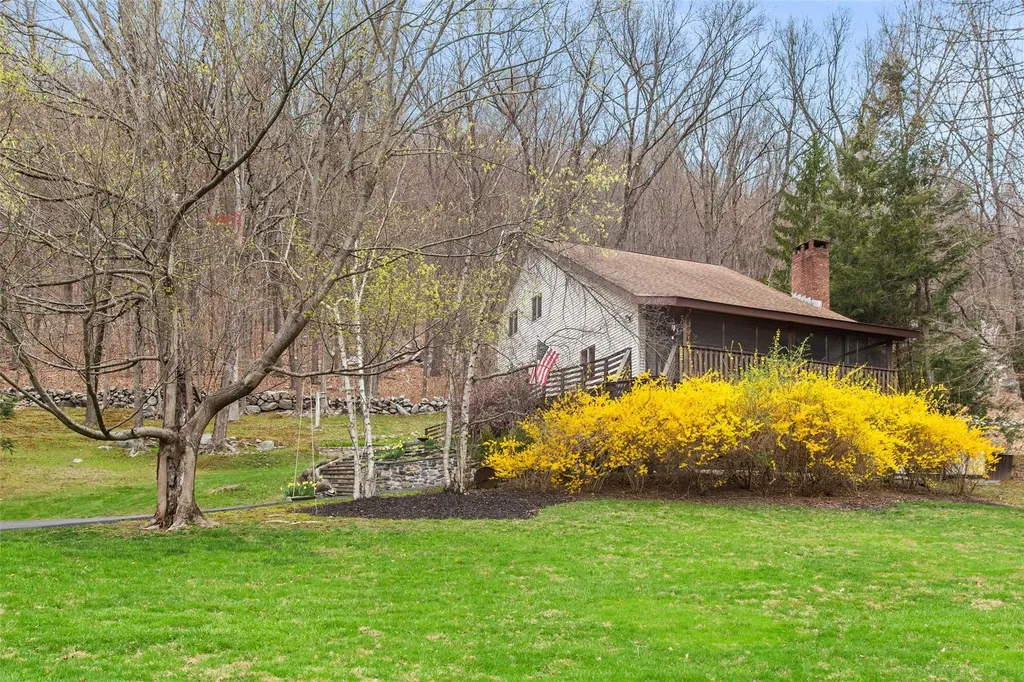 12 Muradon Road Mahopac NY 10541