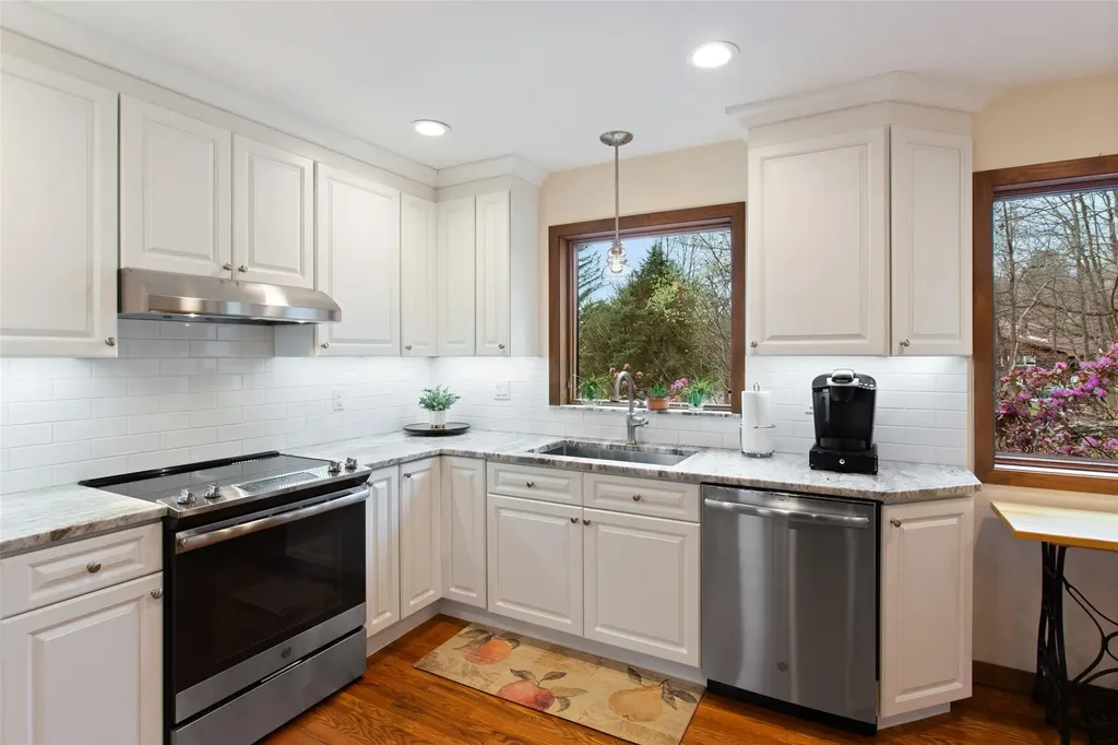 12 Muradon Road Mahopac NY 10541