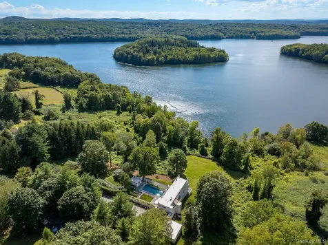 7 East Lake Drive Katonah NY 10536