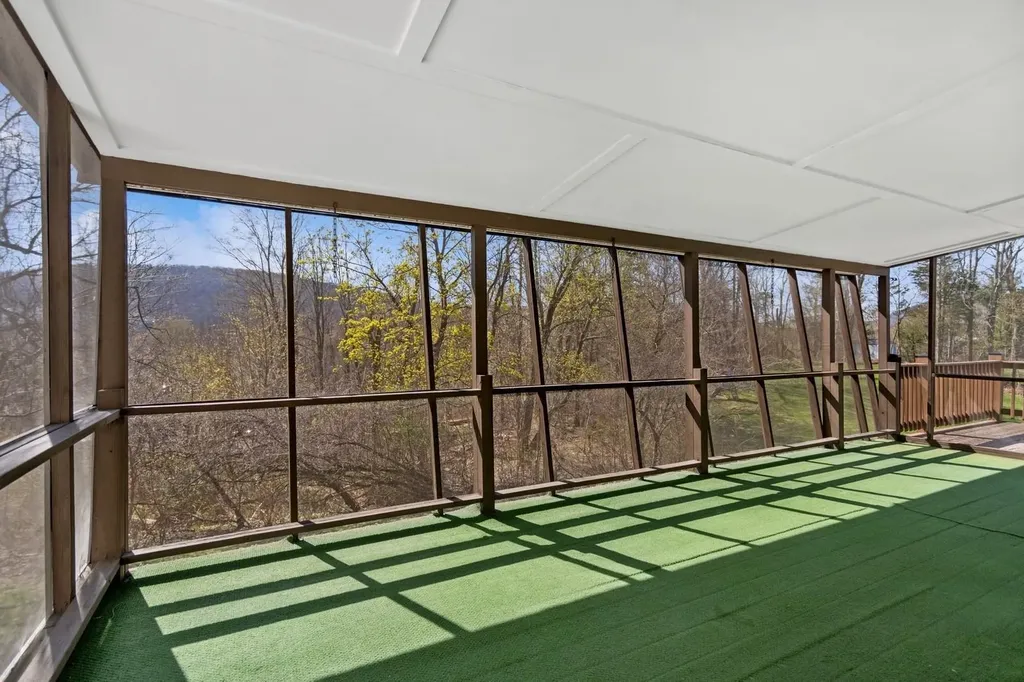 24 Star Mill Road Fishkill NY 12524